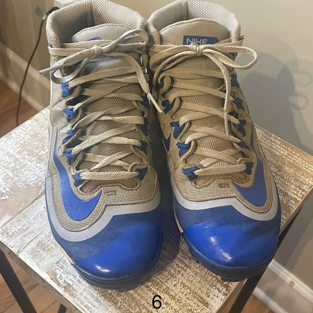 Nike Hurricane Molded Baseball Cleats